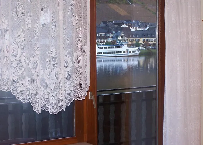 Panoramacafe 酒店 Kattenes